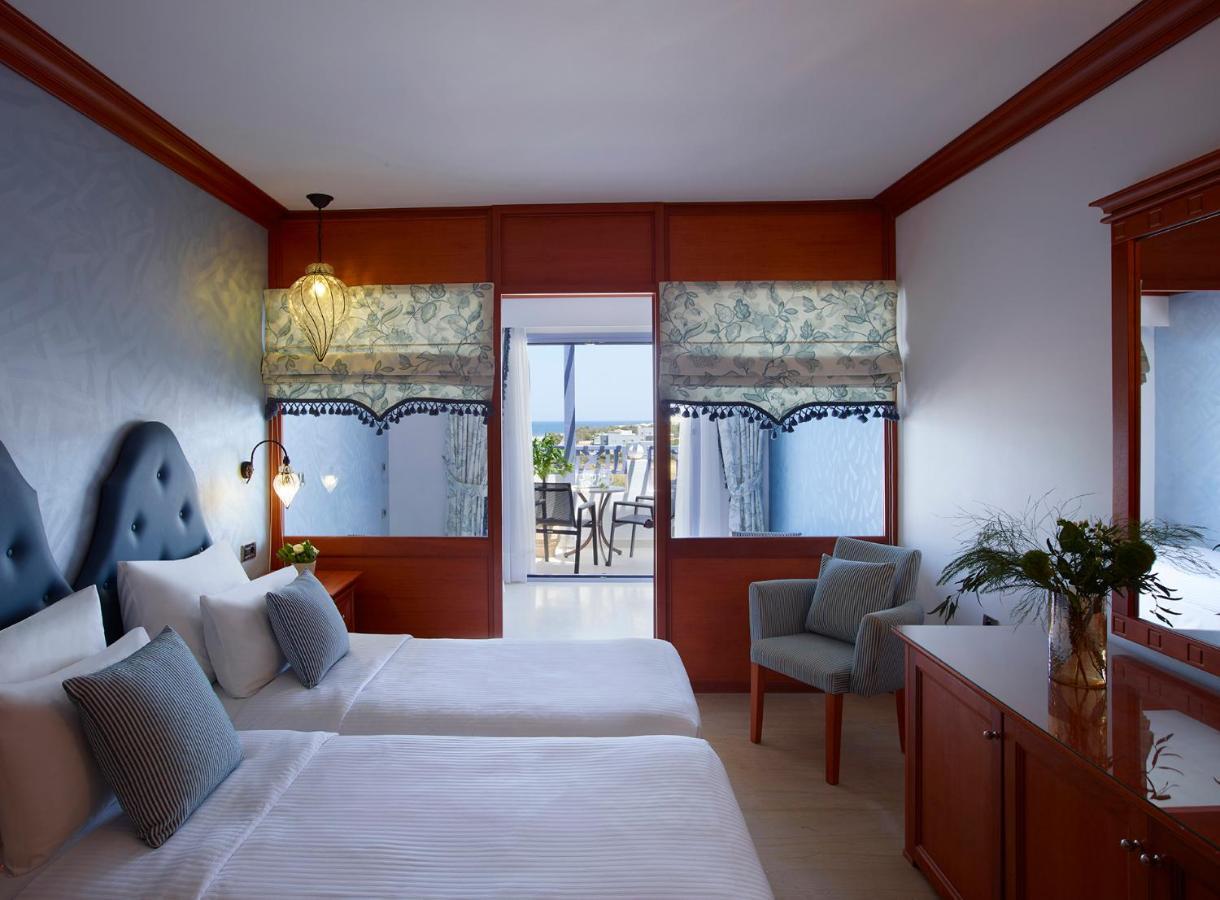 Serita Beach Hotel Hersonissos  Exteriör bild